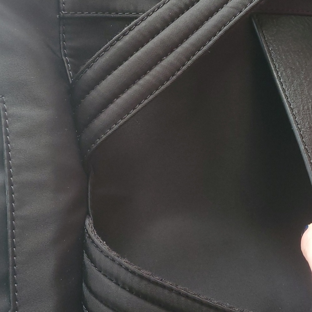 FOSSIL BACKPACK - Picture 9 of 11